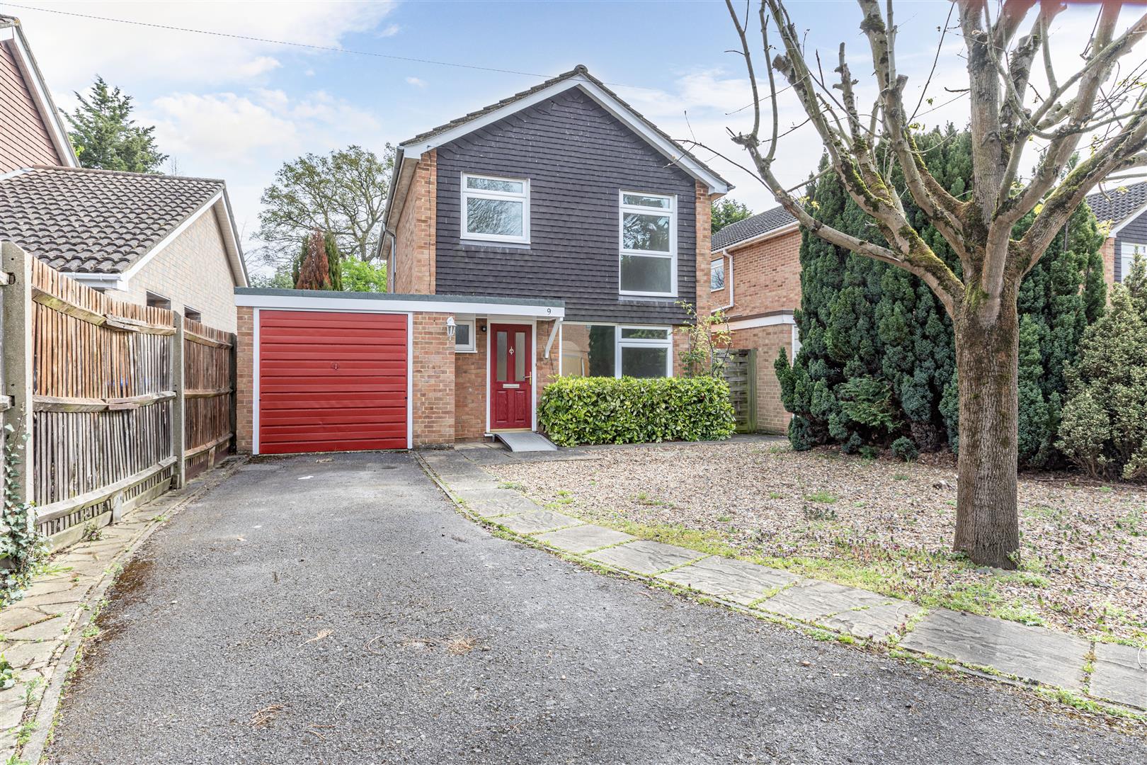 Conquest Road, Addlestone Richard State